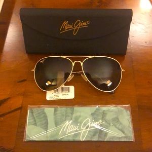Maui Jim Mavericks Polarized Aviator Sunglasses